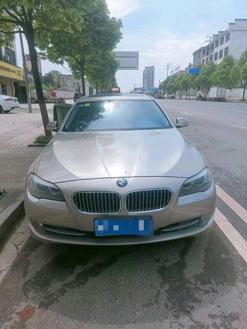 吉安13年寶馬5系1