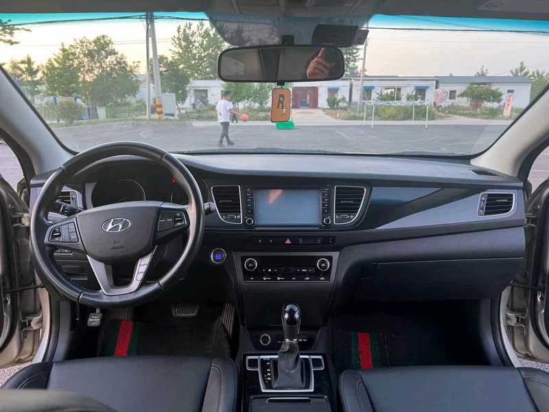 徐州15年现代名图5