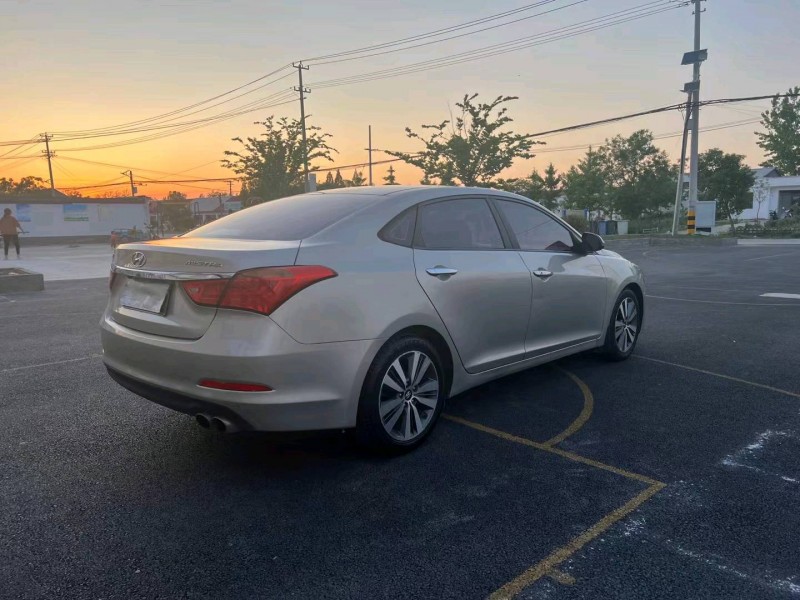 徐州15年现代名图8