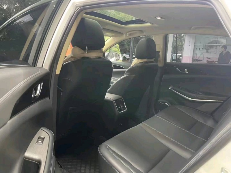 衡陽21年長安汽車睿馳CC7