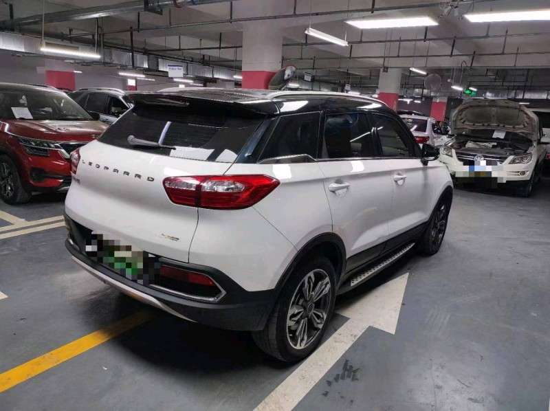 成都19年獵豹汽車CS98