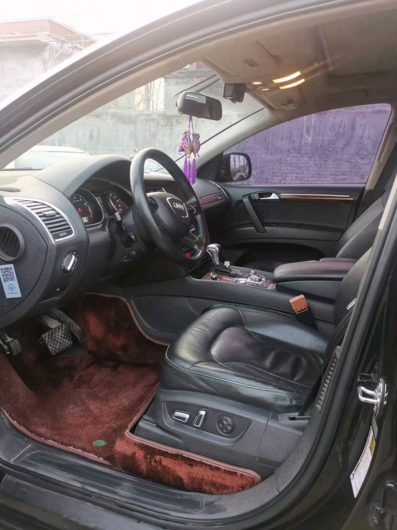 北京14年奥迪Q76