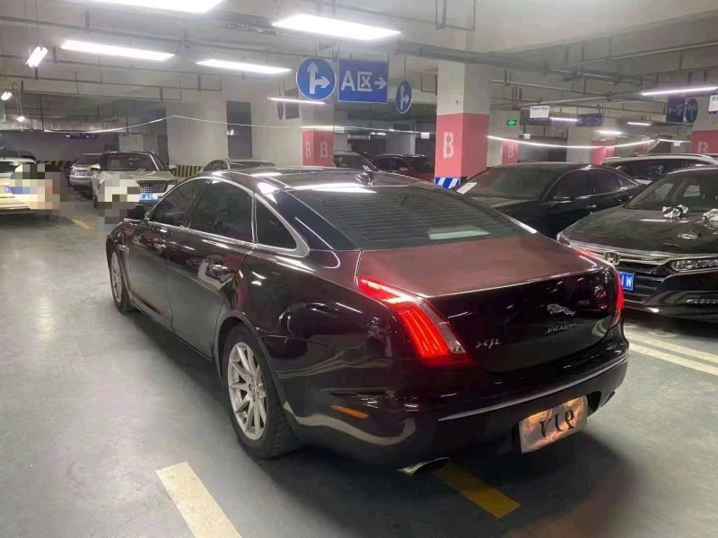 成都15年捷豹XJL7