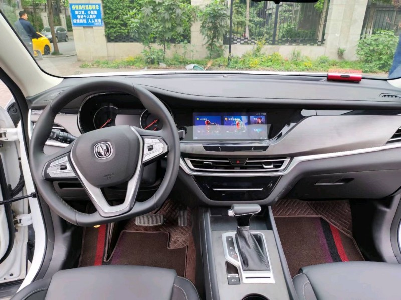 成都19年長安汽車CS356