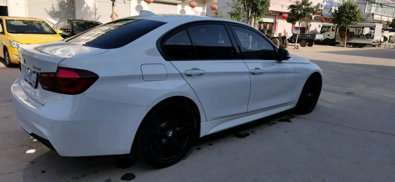 北京19年宝马3系6