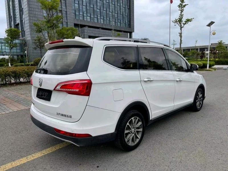 鹽城19年寶駿7308