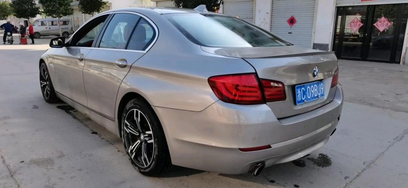 北京11年宝马5系5