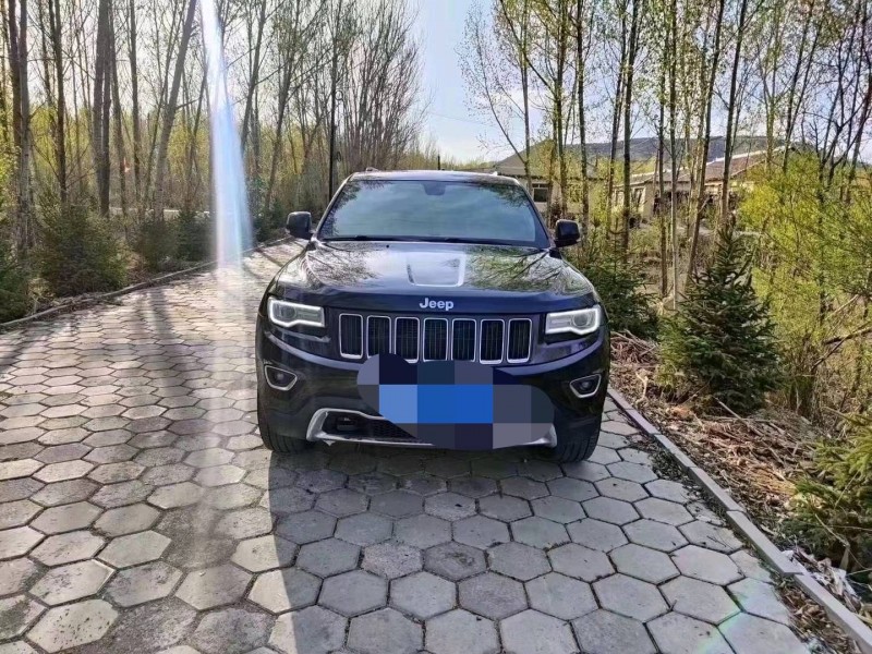 保定13年Jeep大切諾基1