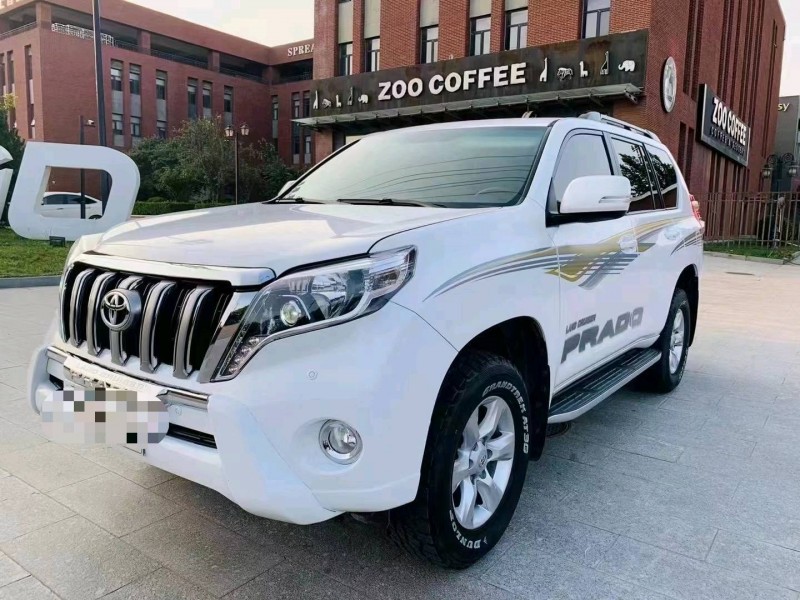 北京14年丰田普拉多2