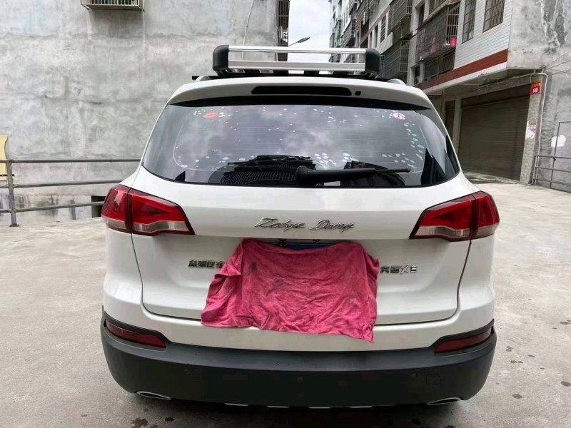 北京18年众泰大迈X59