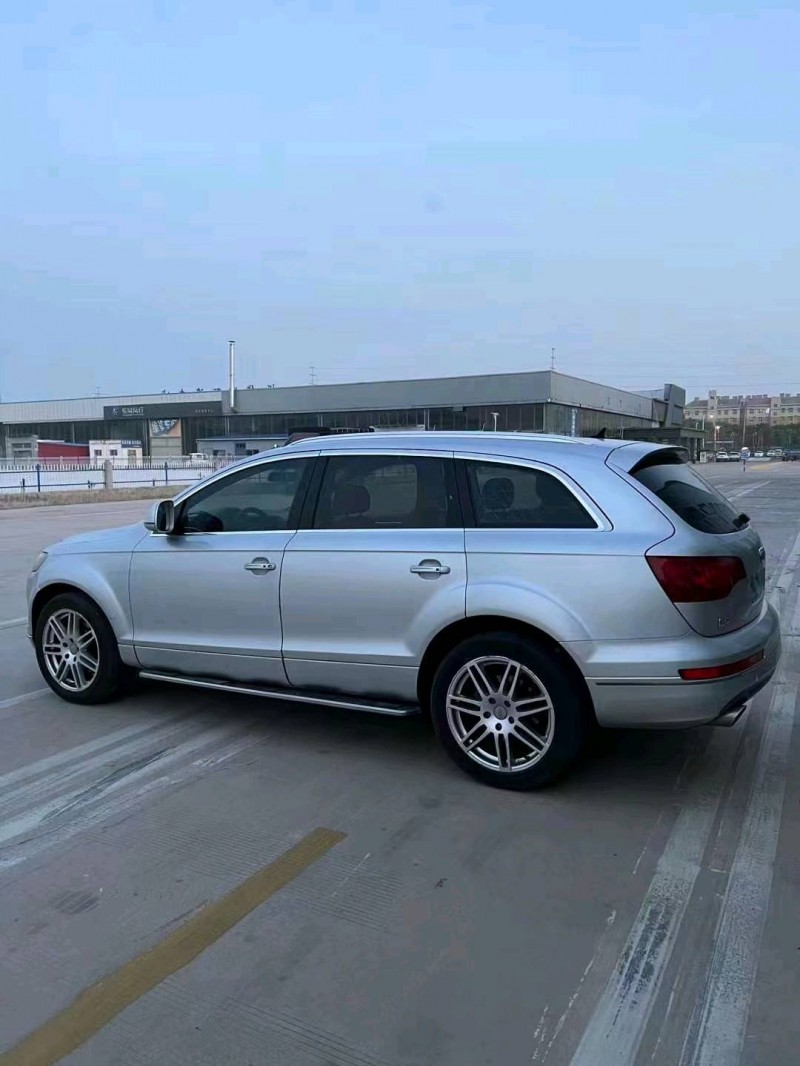 北京07年奥迪Q75