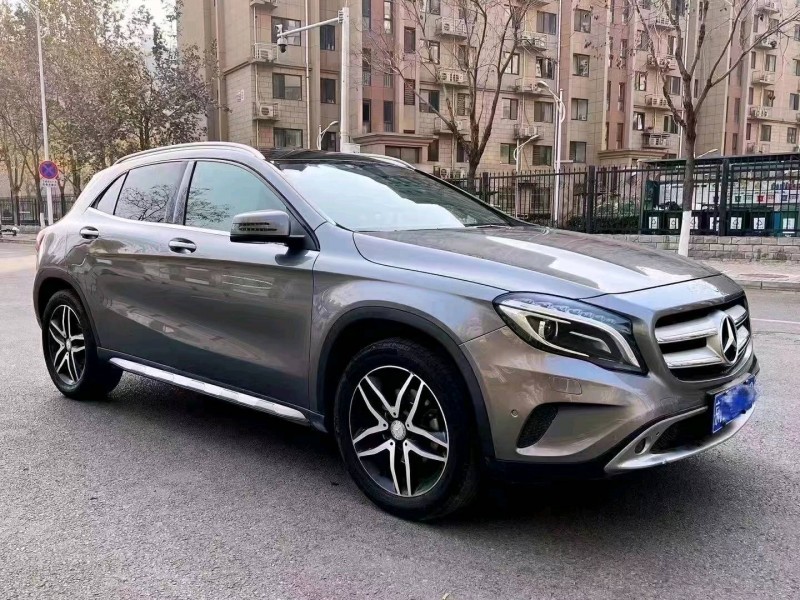 北京16年奔驰GLA6