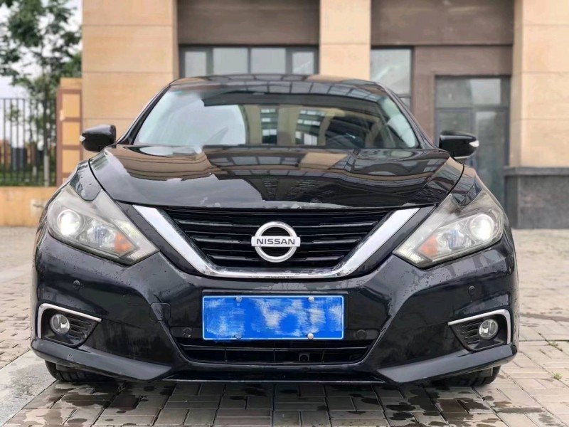 渭南18年日產天籟1