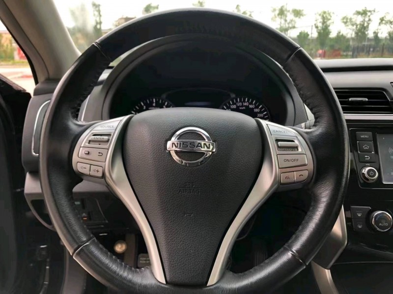 渭南18年日產天籟8