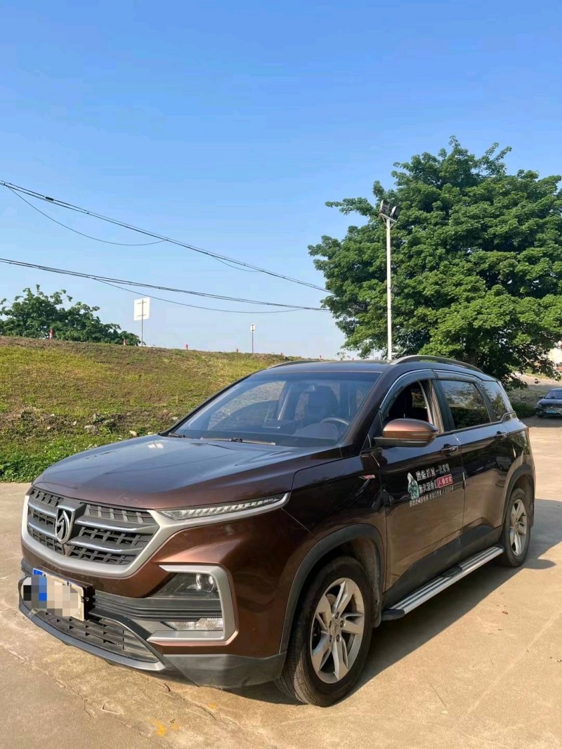 佛山19年寶駿5302