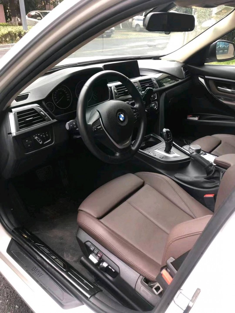 徐州19年宝马3系6