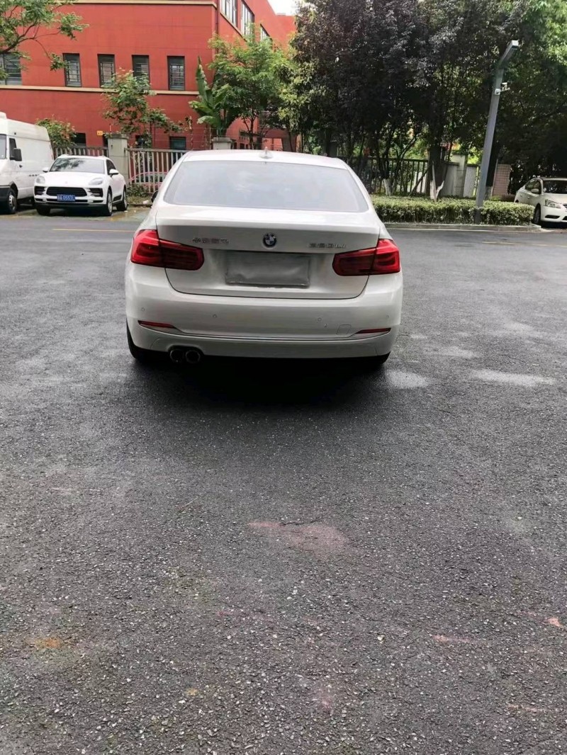 徐州19年宝马3系9