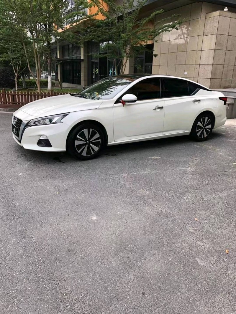 徐州21年日產天籟8