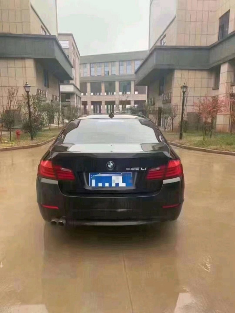 吉安13年寶馬5系4