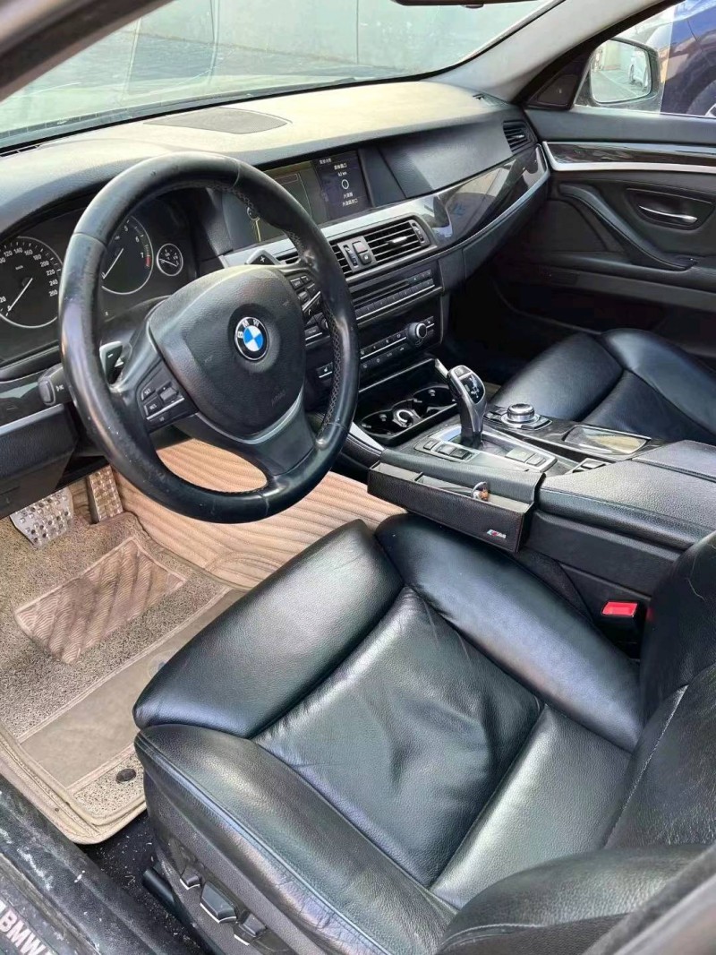 北京12年宝马5系7