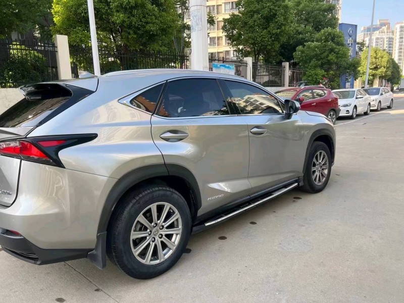 宜昌16年雷克薩斯NX9