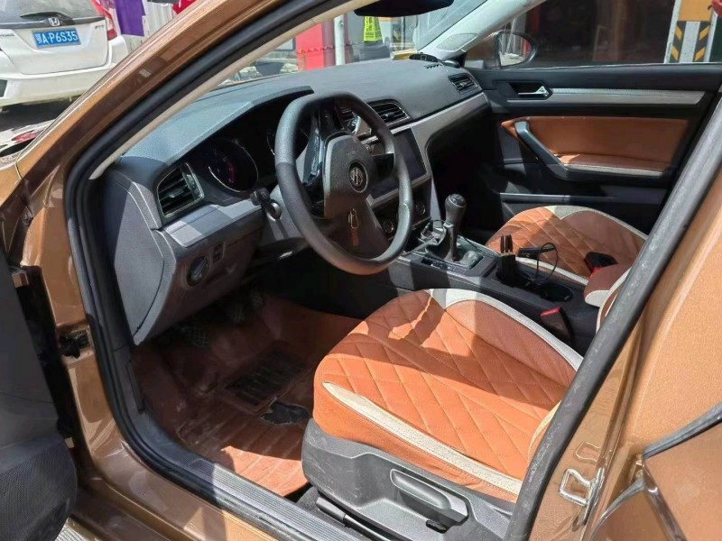 北京15年大众凌渡7