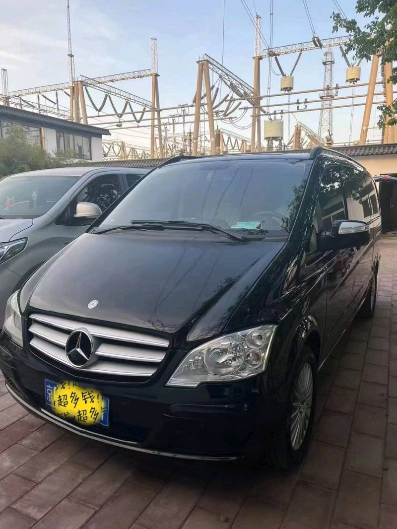 北京15年奔驰唯雅诺2