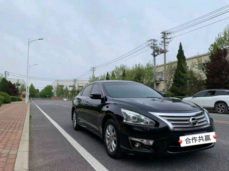 本溪13年日產天籟3