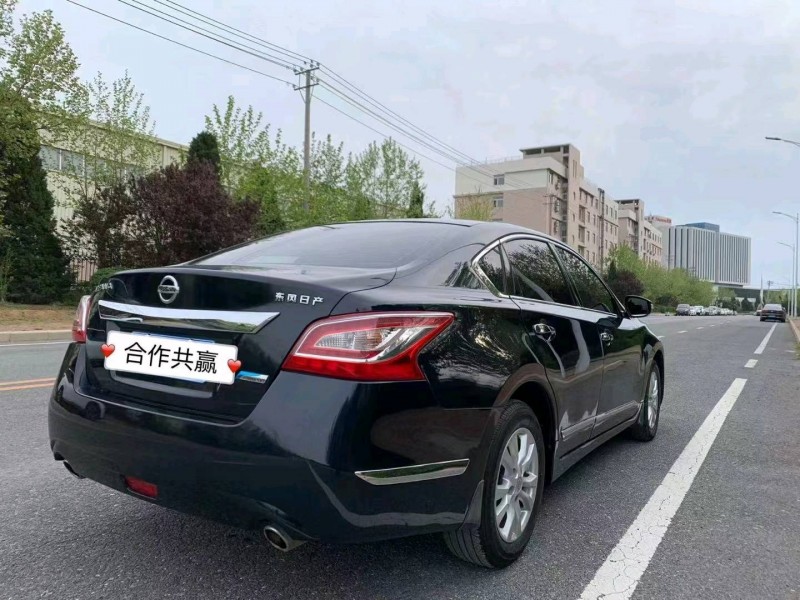 本溪13年日產天籟4