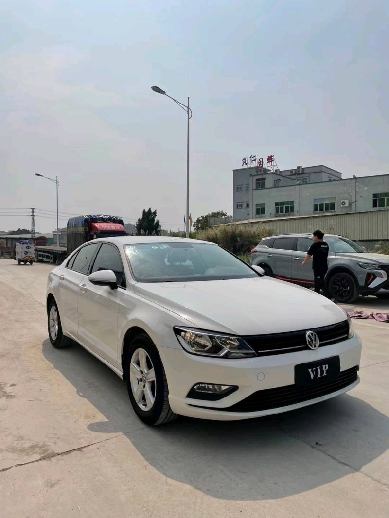 东莞17年大众凌渡2