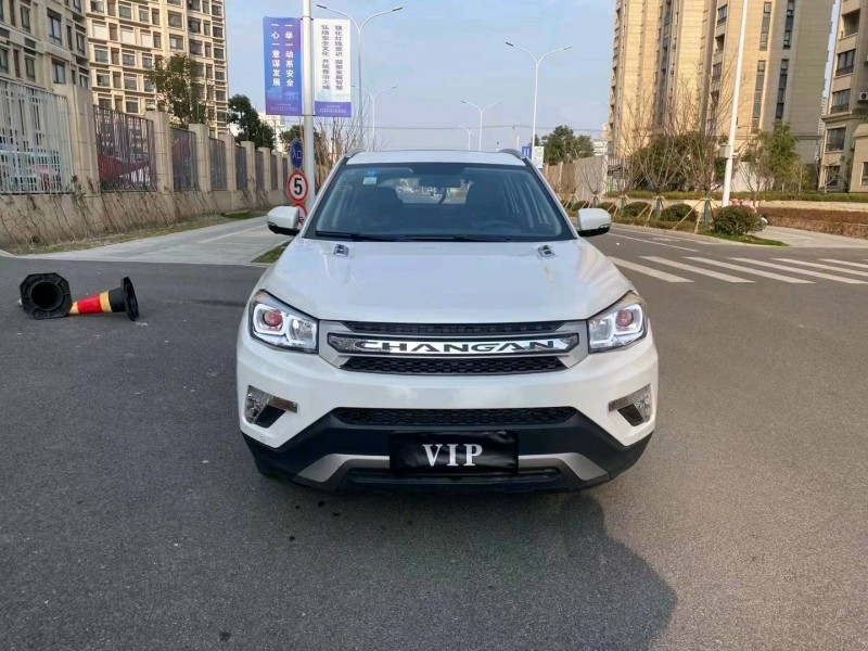 蘇州16年長安汽車CS751