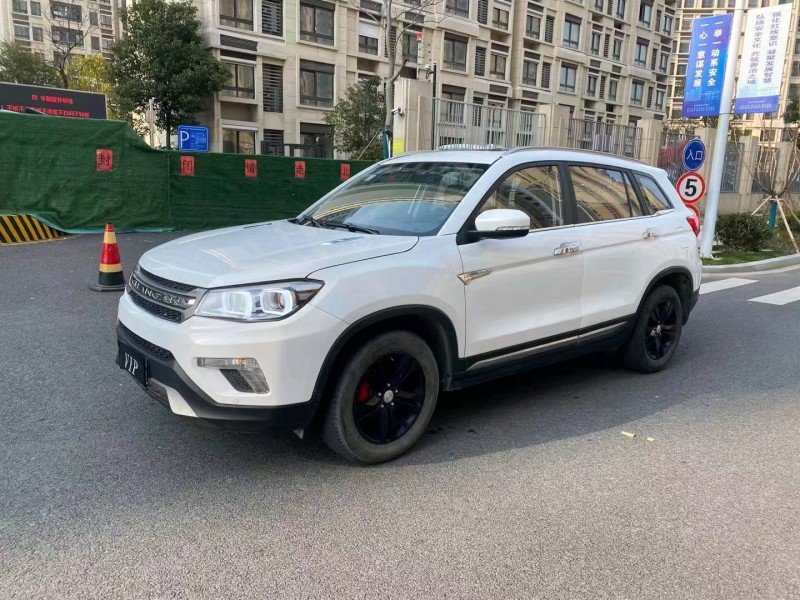 蘇州16年長安汽車CS753