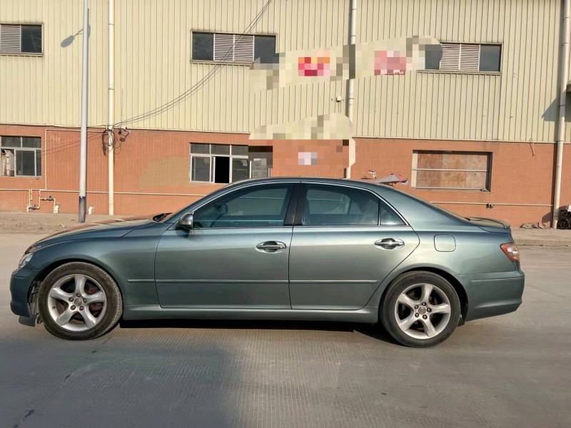 东莞09年丰田锐志9