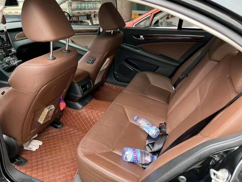 嘉兴17年红旗H74