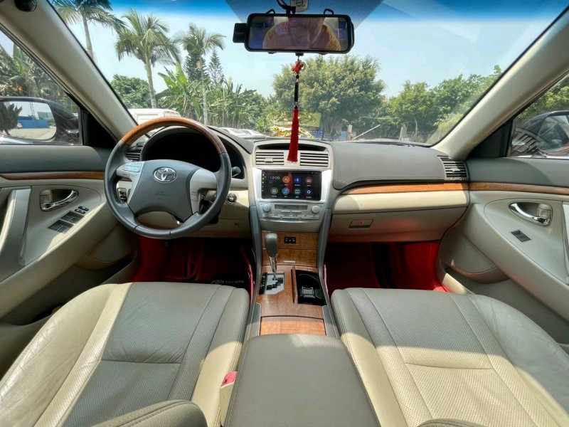 东莞11年丰田凯美瑞6