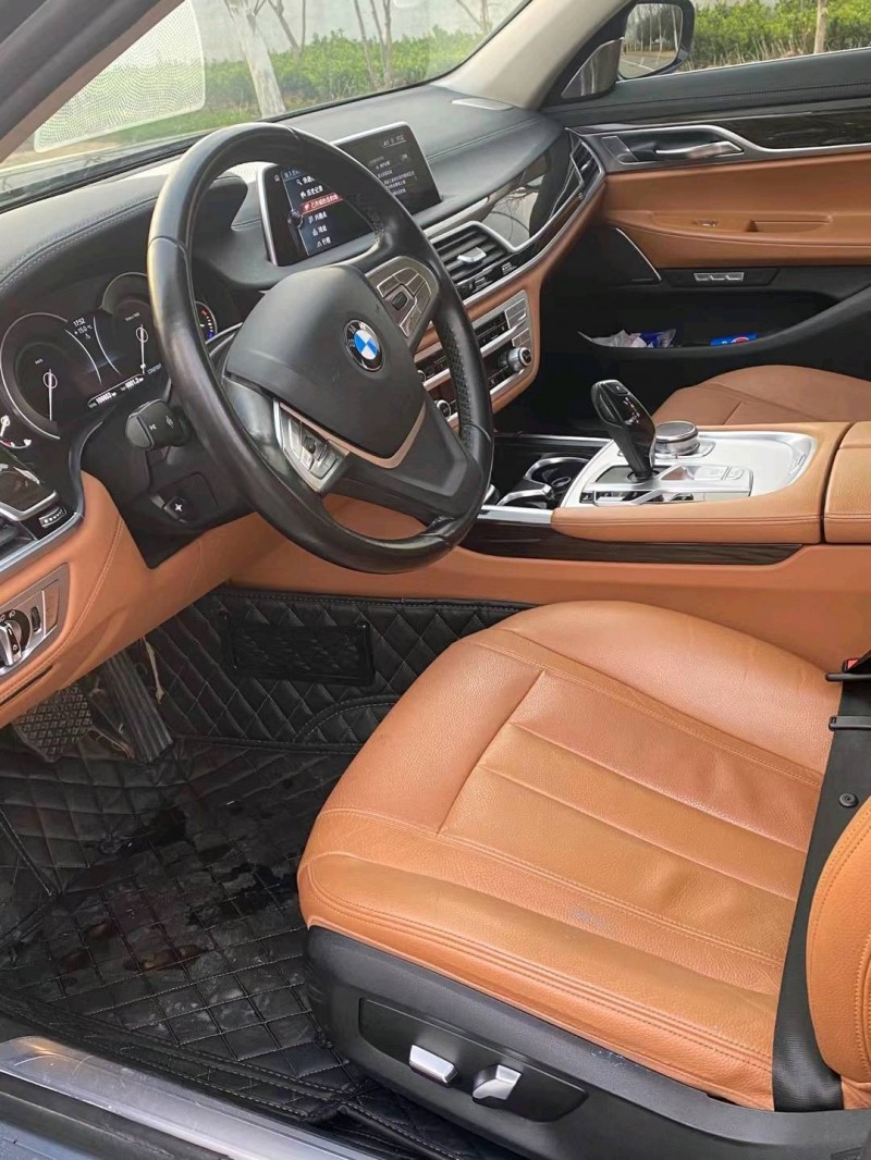 徐州17年宝马7系6