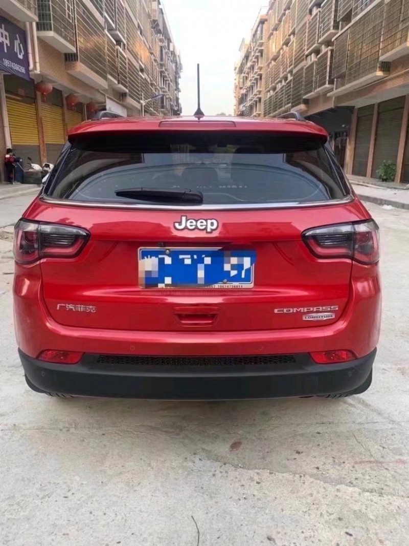 邵陽18年Jeep指南者8