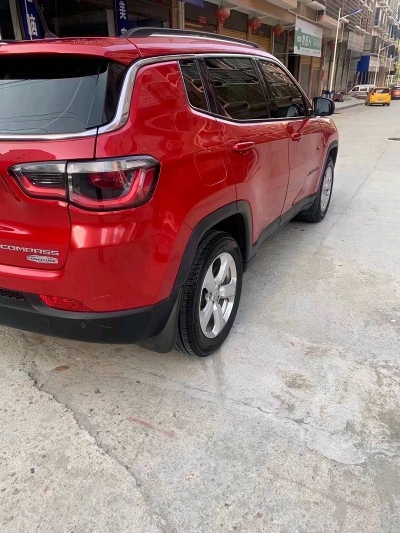 邵陽18年Jeep指南者7