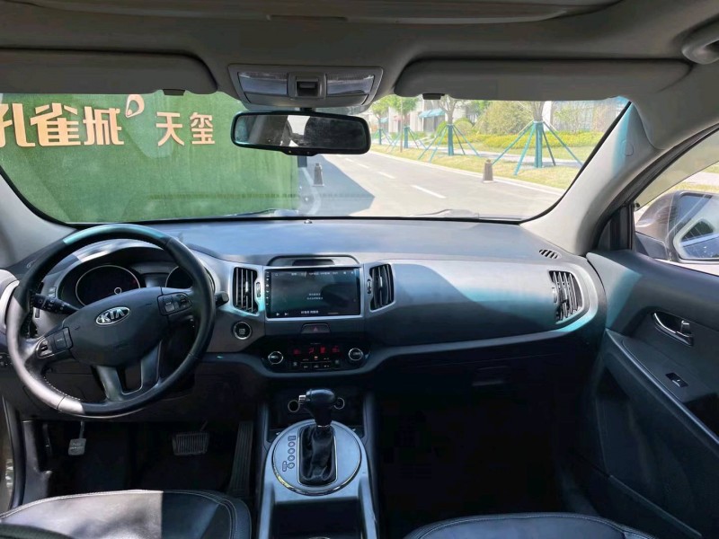 廊坊15年起亞智跑6