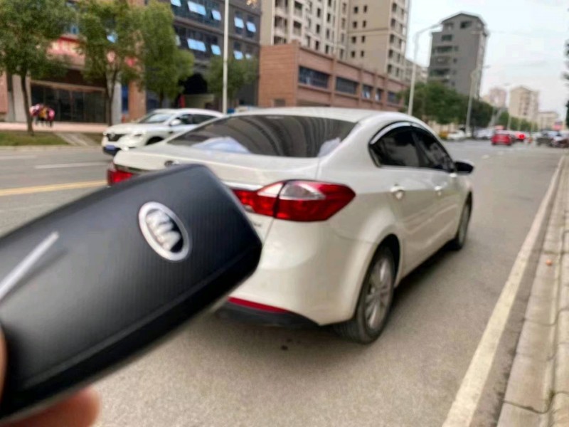 邵陽19年起亞K33