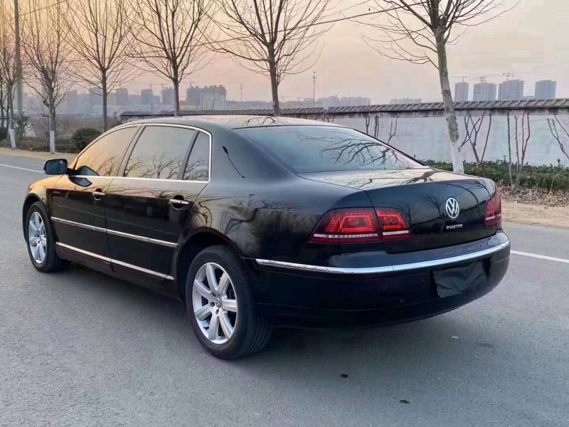 徐州13年大众辉腾4