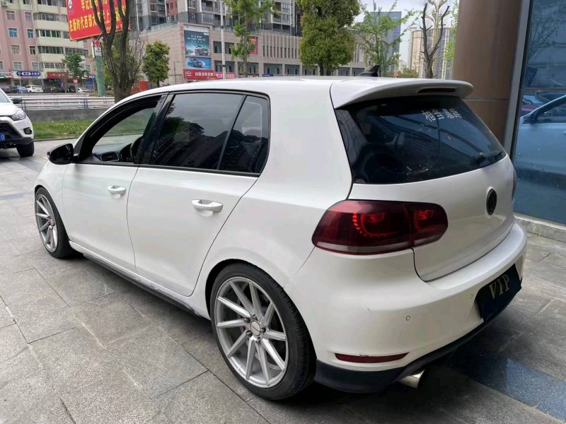 貴陽12年大眾高爾夫6