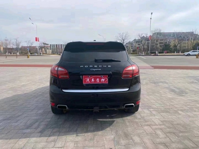 煙臺12年保時捷卡宴6