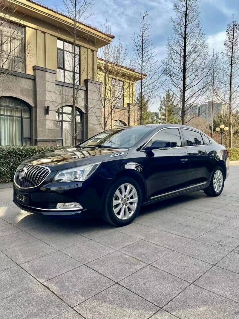 聊城15年别克君越8