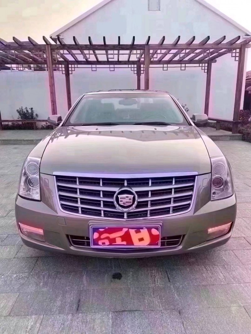 濰坊13年凱迪拉克SLS(海外)1