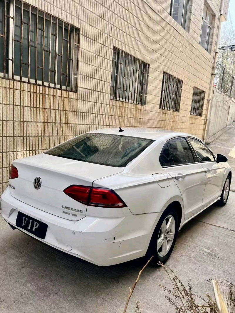 聊城16年大众凌渡5