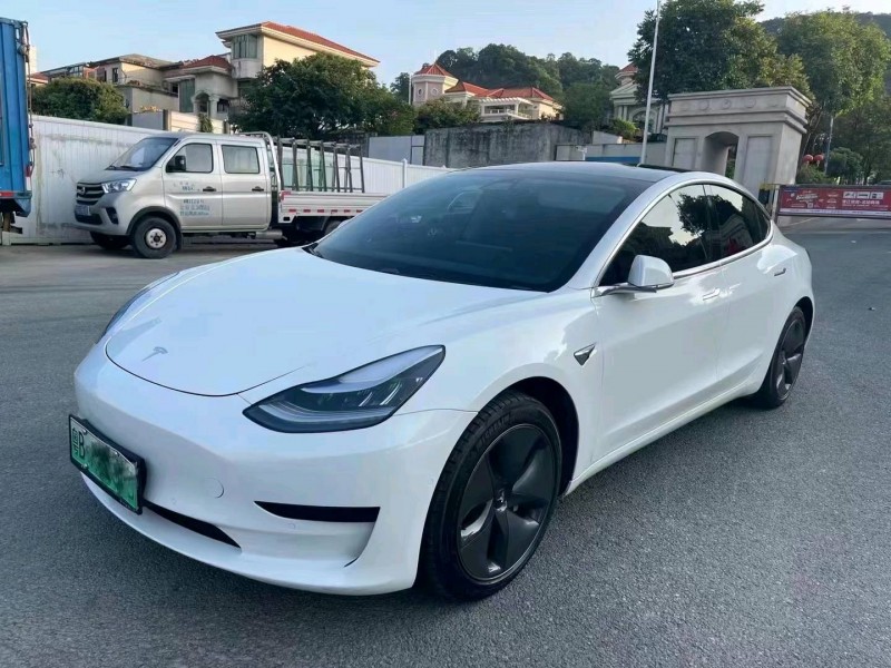 深圳19年特斯拉MODEL 33
