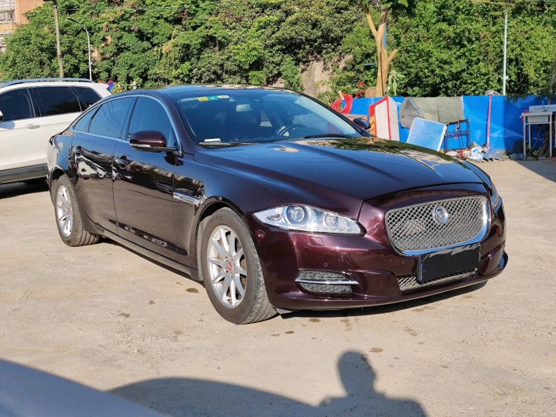 重慶15年捷豹XJ6