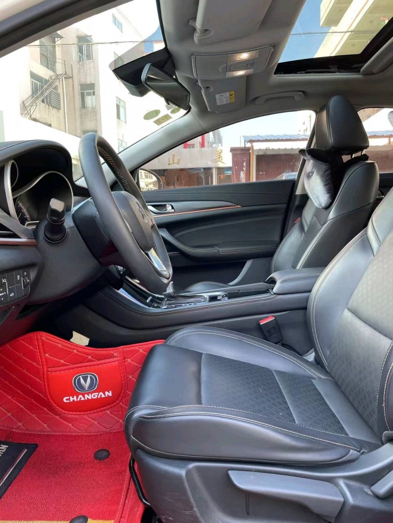 中山18年长安汽车逸动9
