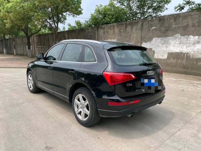 北京13年奥迪Q58